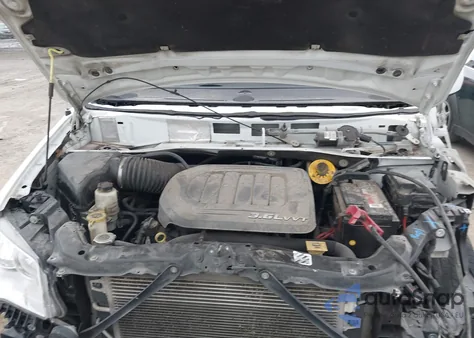 2017 Dodge Grand Caravan Sxt из США, поврежденный, VIN 2C4RDGCG8HR561819